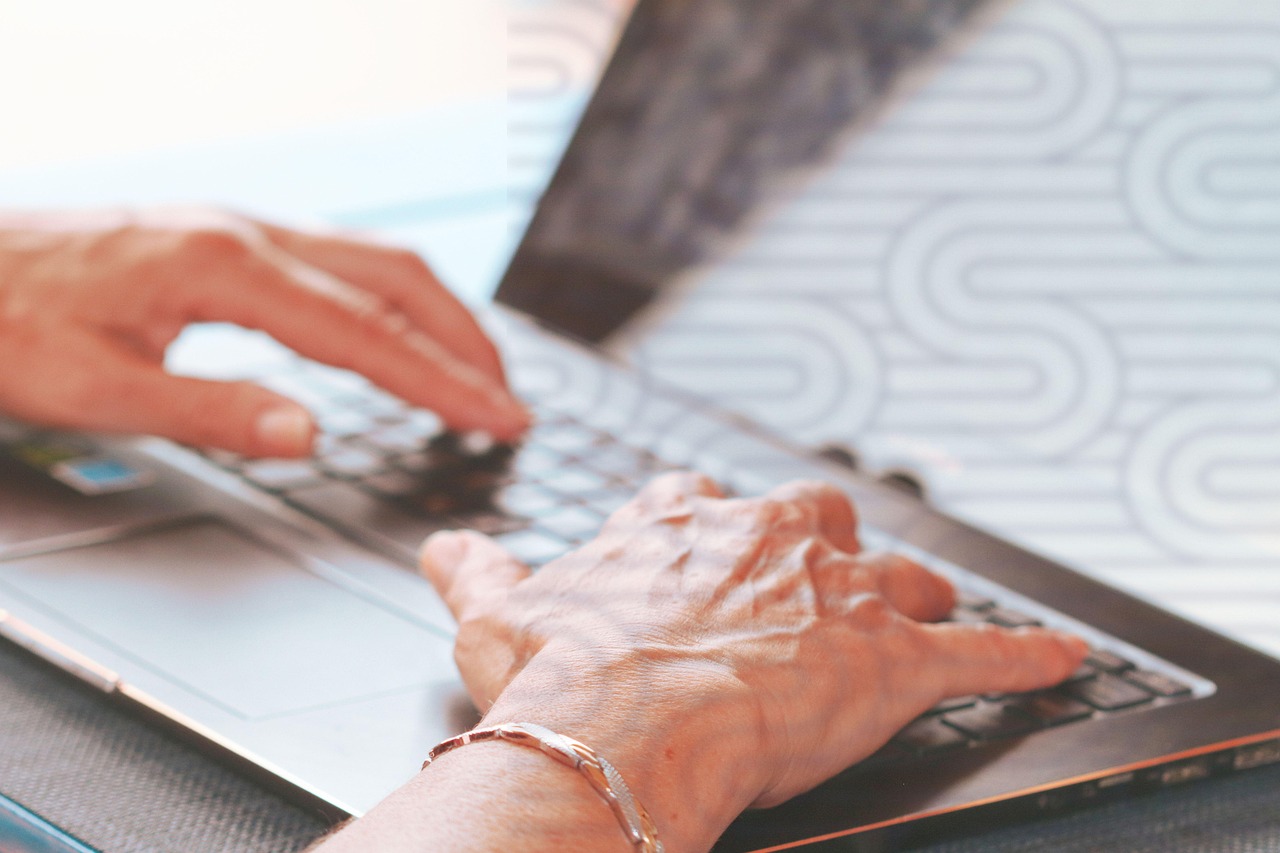 The Quiet Tech Revolution: When Less Interface Creates More Experience